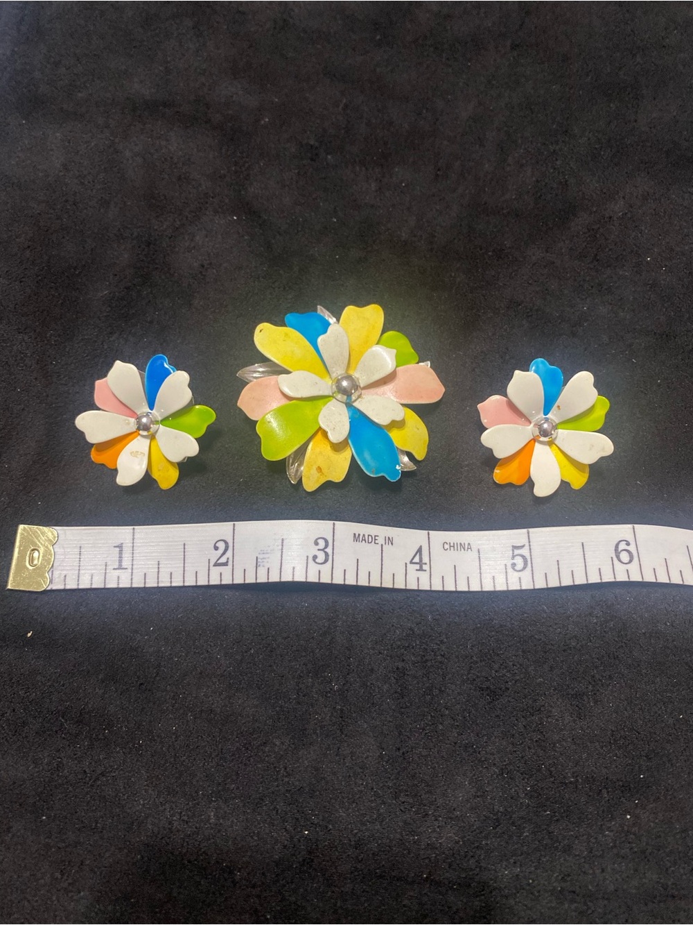 Vintage Flower Brooch and Earrings Set - Multicolor